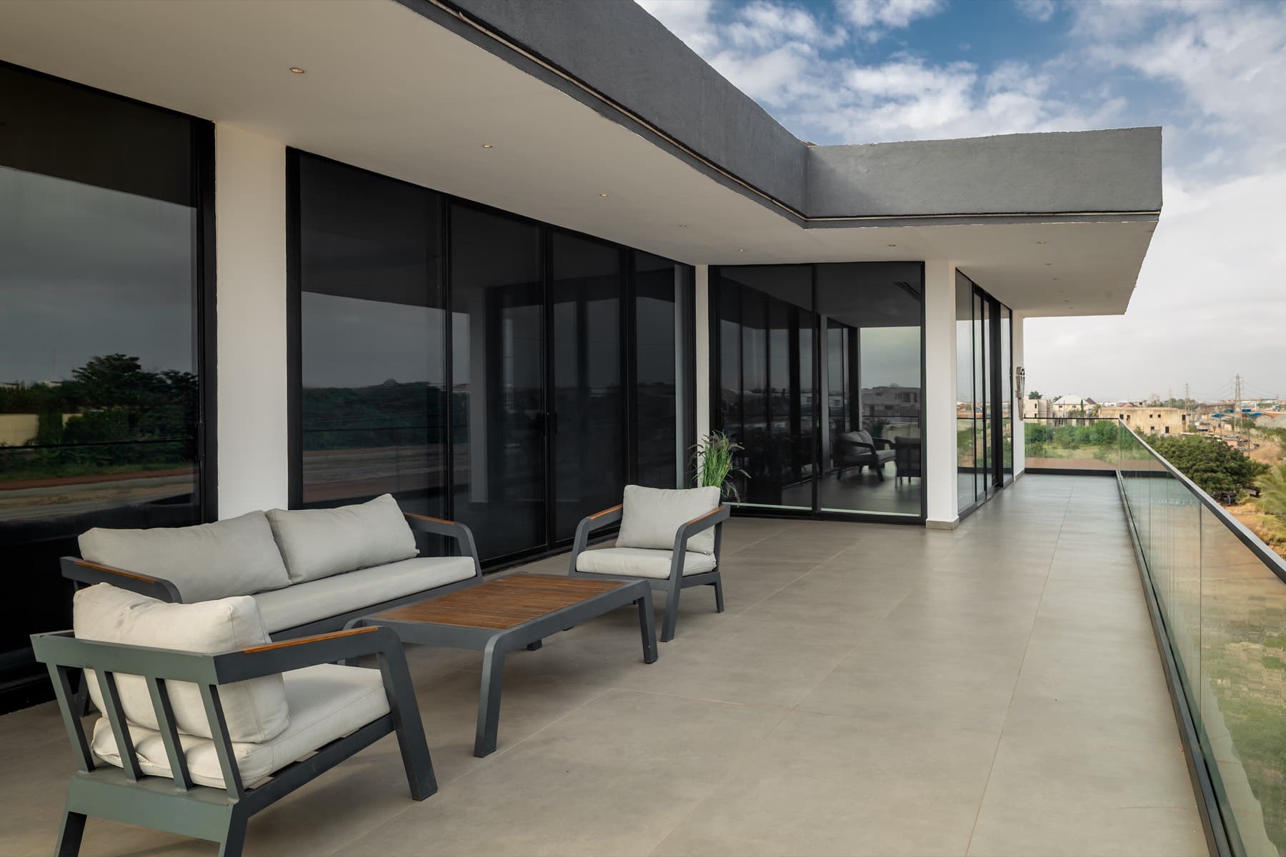 A managed contemporary villa with terrace and skyline views